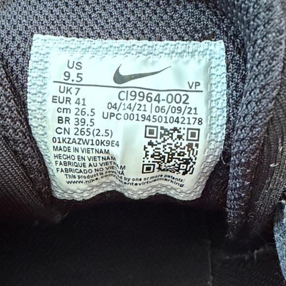 Nike Women's Flex Experience Run 10 Running Shoe, size 9.5 - Picture 9 of 9